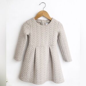 Girls Old Navy quilted long sleeved dress zipper closure 5T Preowned